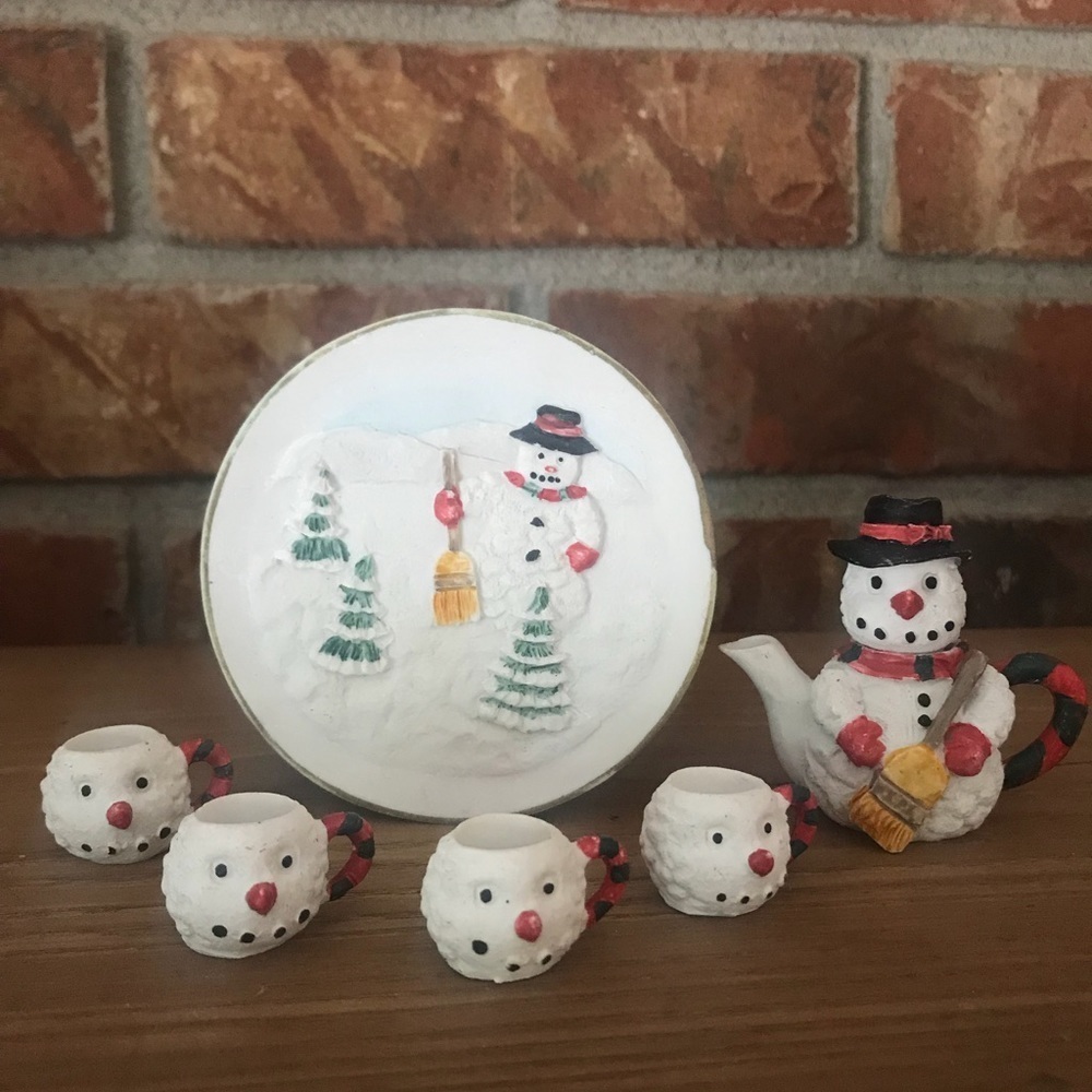 Rare Vintage 1970’s Snowman Mini Tea Set